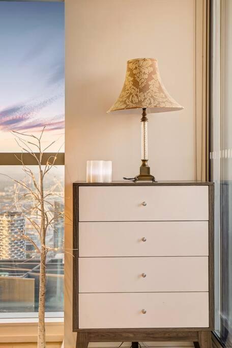 Apartment Sub-penthouse 3b2b2carpark City-harbor View Melbourne