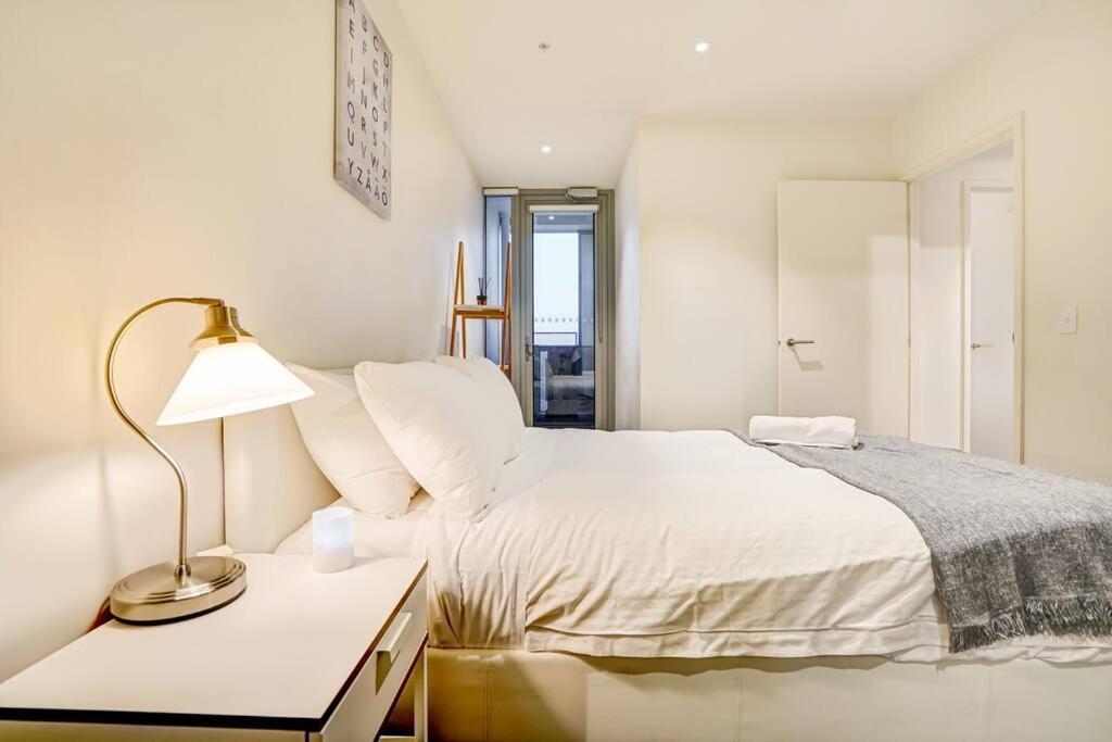 Sub-penthouse 3b2b2carpark City-harbor View Apartment