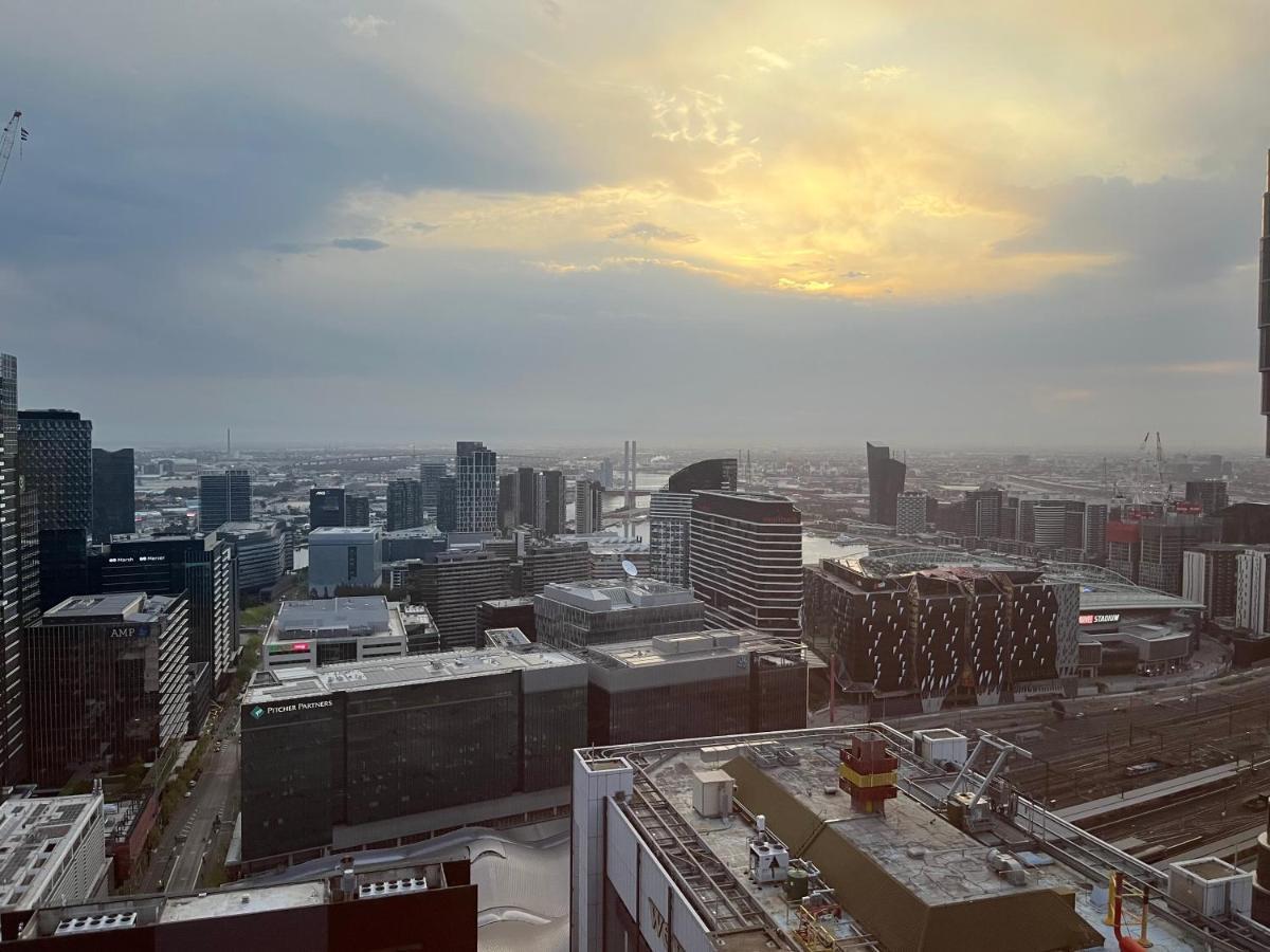 Breathtaking Sea/city Views 1b Mel Cbd Near Crown, Dfo, Southern Cross *