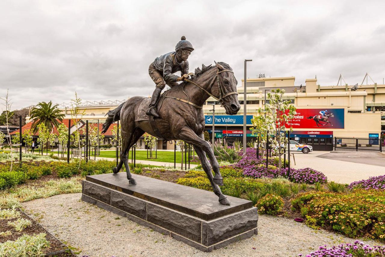Moonee Valley Park With Parking * Melbourne