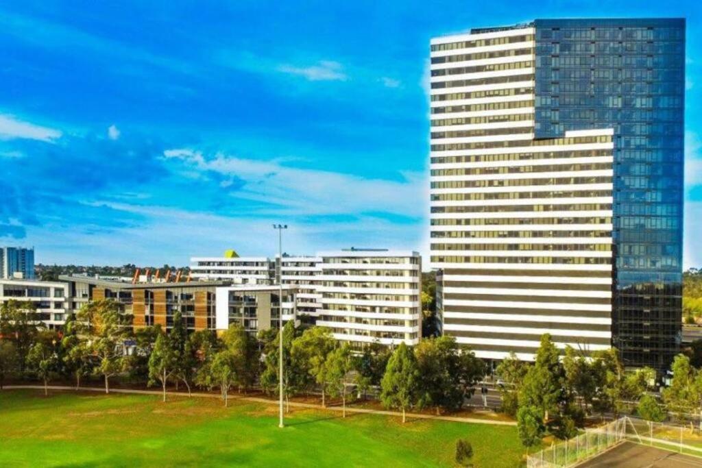 Amazing Views - Booking18th Floor Apartment *