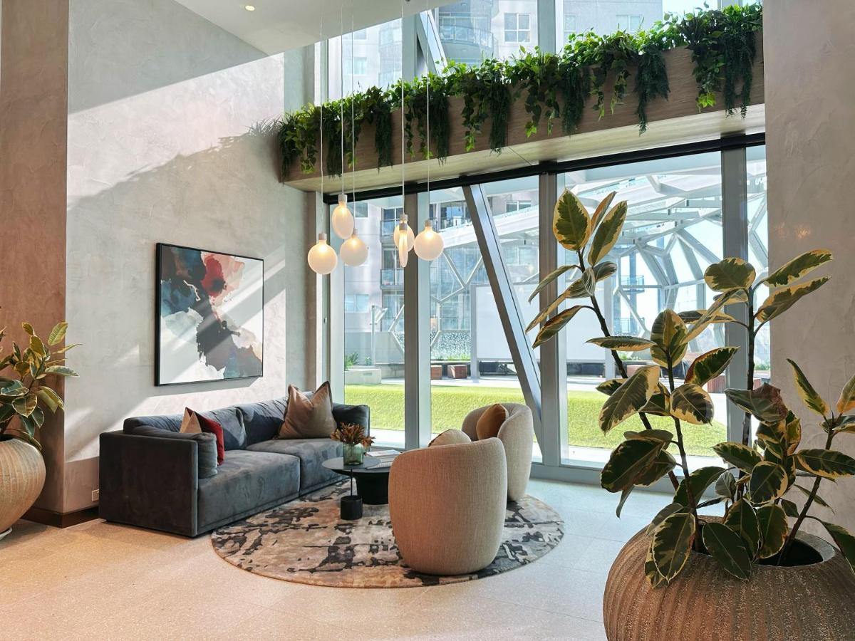 Center Serenity At Southern Cross Precinct * Melbourne