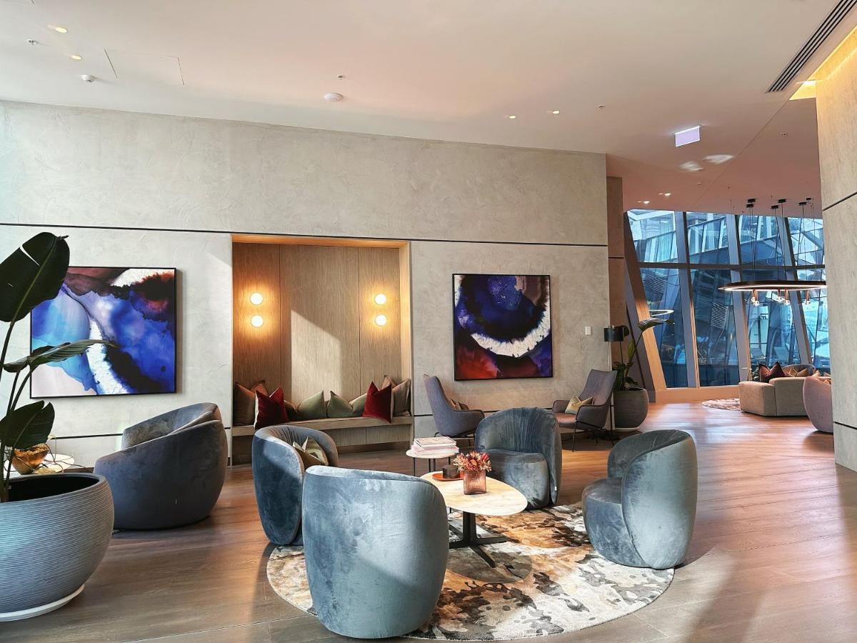 Apartment Center Serenity At Southern Cross Precinct *
