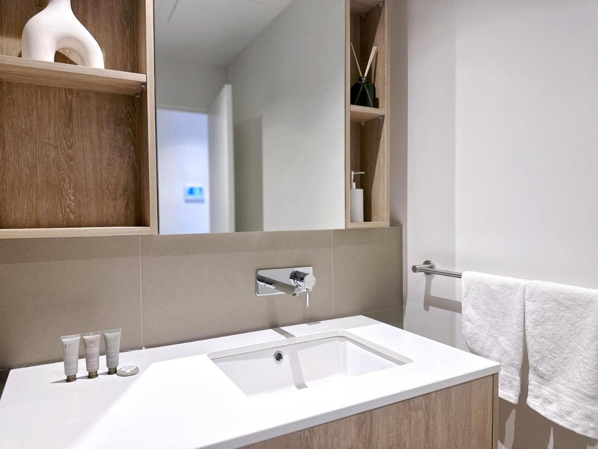 Center Serenity At Southern Cross Precinct Apartment *