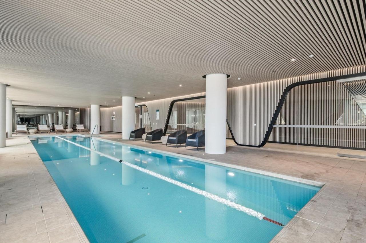 Free Parking Brand New 1br Waterfront Docklands Awesome View Apartment Melbourne