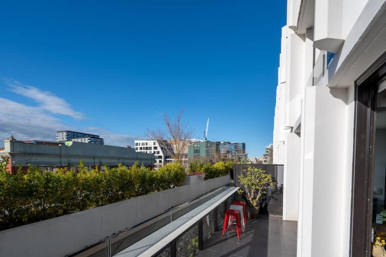 Woodsy - Openair Living Style Apartment Melbourne