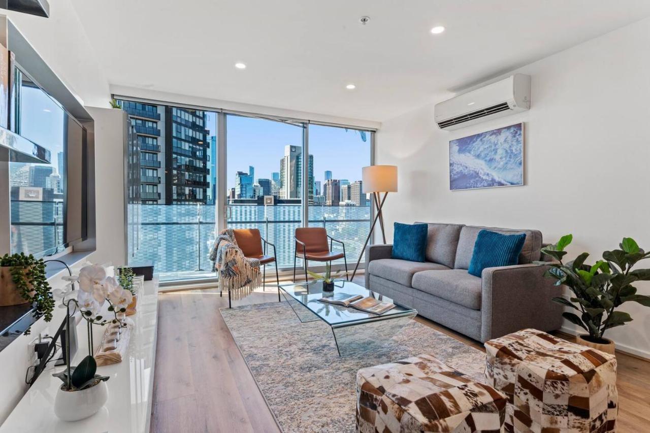 'mainpoint 25th' Sky-high And With Pool Melbourne