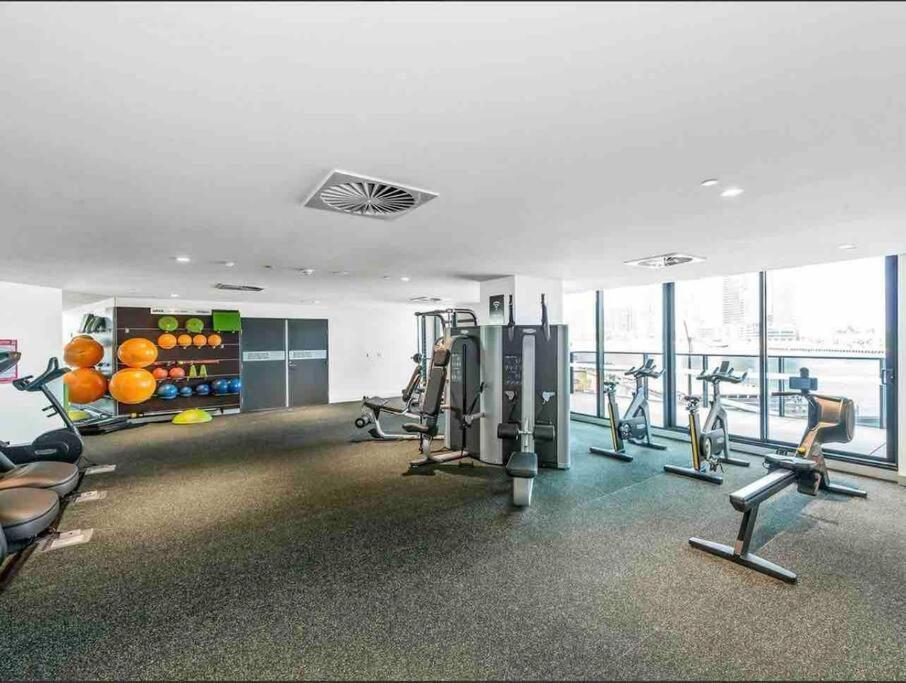 Waterfront Mel's Collins Street Free Parking#cwg Apartment