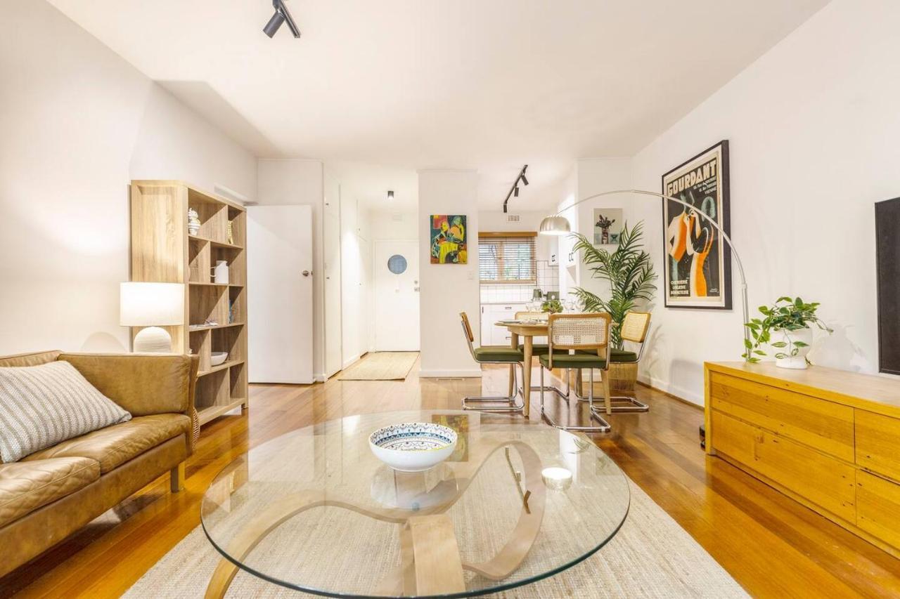 Coolullah Catch - Enjoy Mid-century Urban Living *