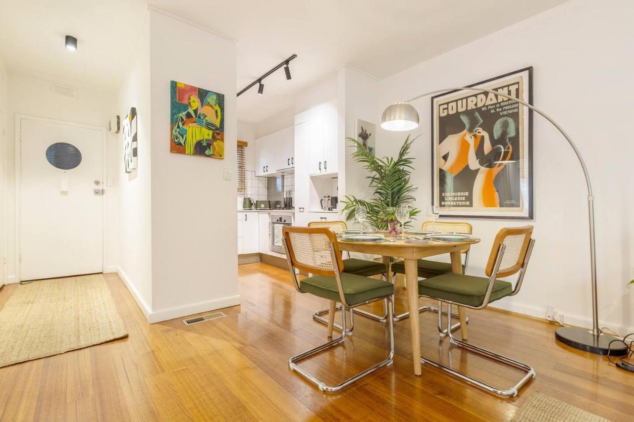 Coolullah Catch - Enjoy Mid-century Urban Living Melbourne