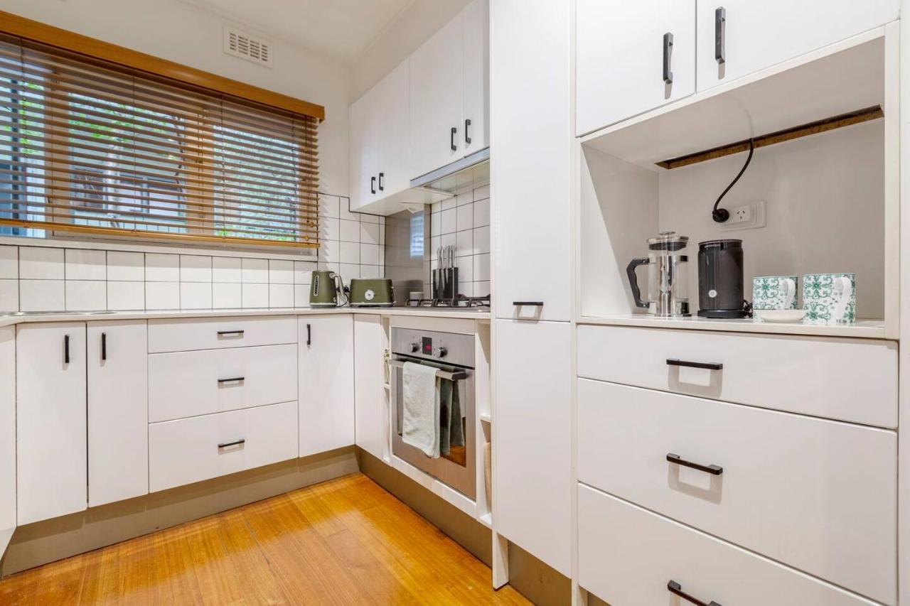 Coolullah Catch - Enjoy Mid-century Urban Living Melbourne