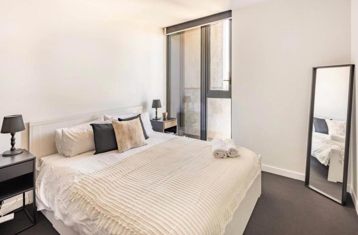 Spacious In The Cbd Apartment *