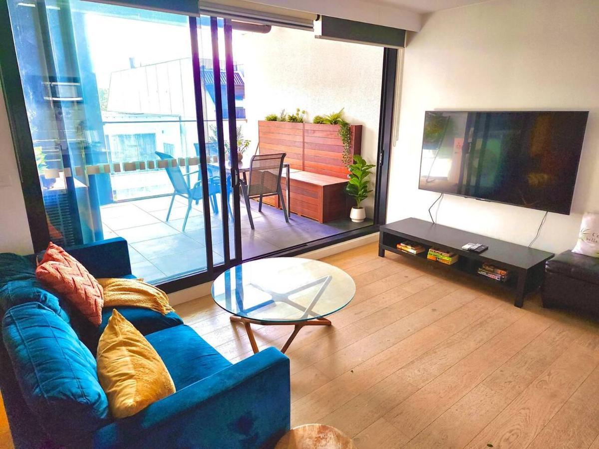 Apartment Heart Of Richmond Hideaway With Spacious Balcony