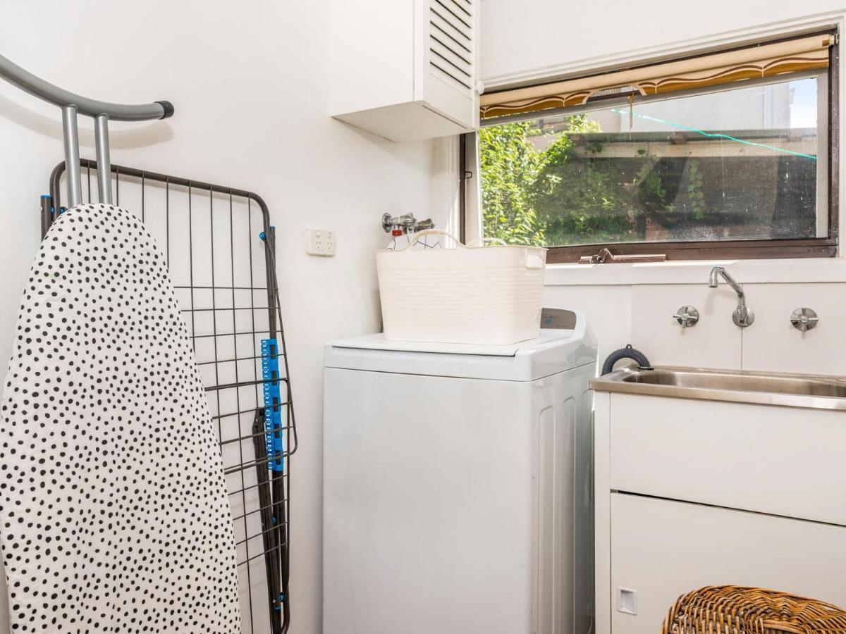 Holiday home Walk To The Mcg - Renovated House With Back Yard Melbourne