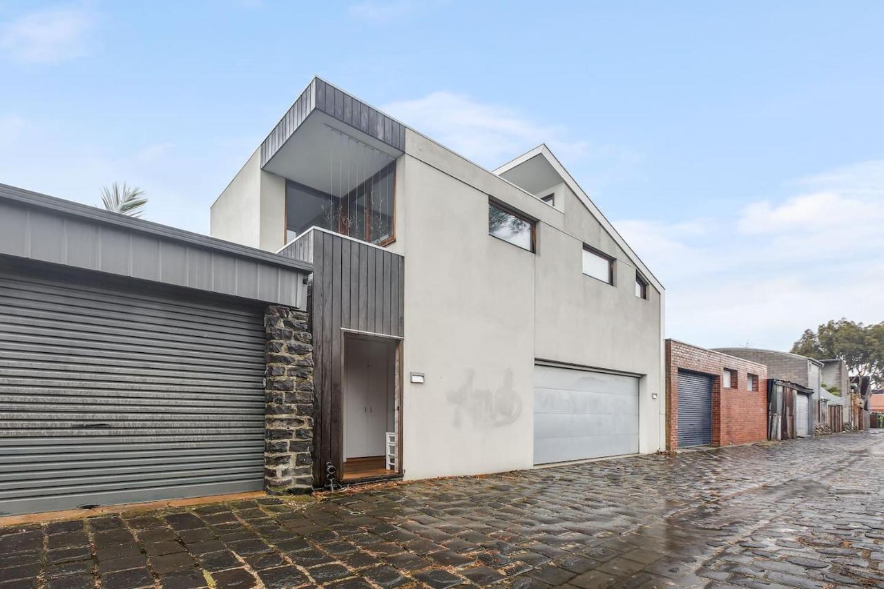Apartment 'studio 43' Vintage Warehouse Vibes In Fitzroy North Melbourne
