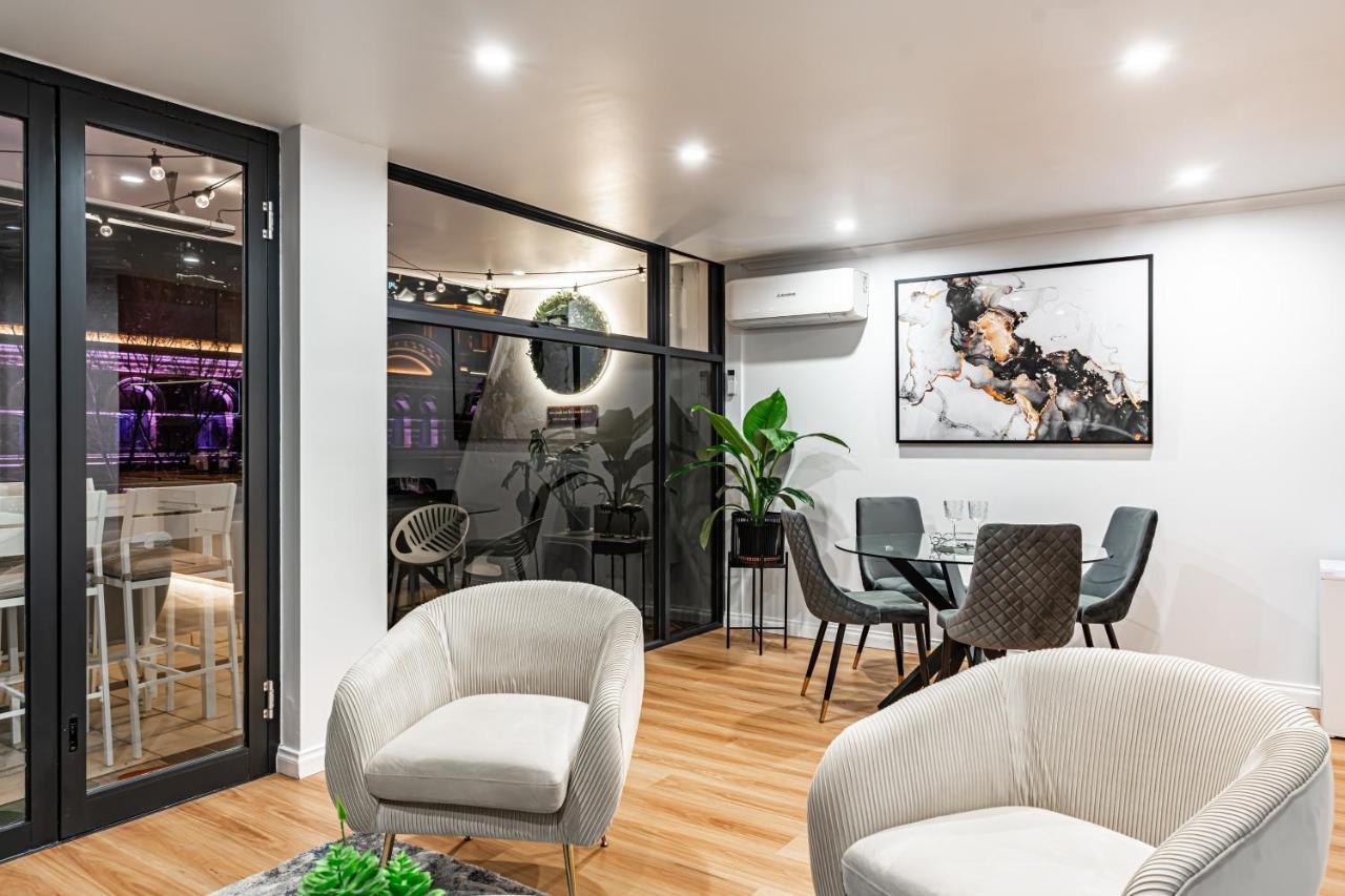 Found At Flinders - An Iconic City Apartment Melbourne