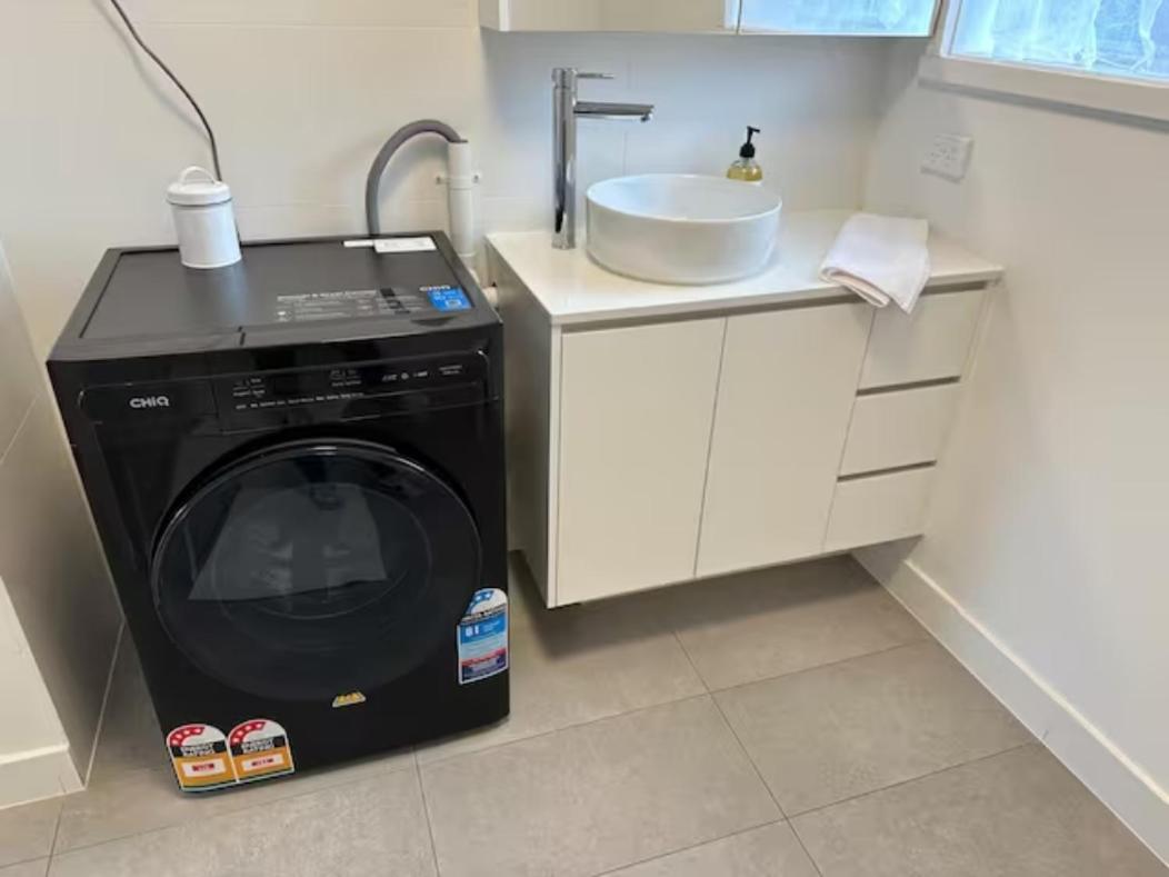 Apartment Quiet & Private With Access And Free Wifi