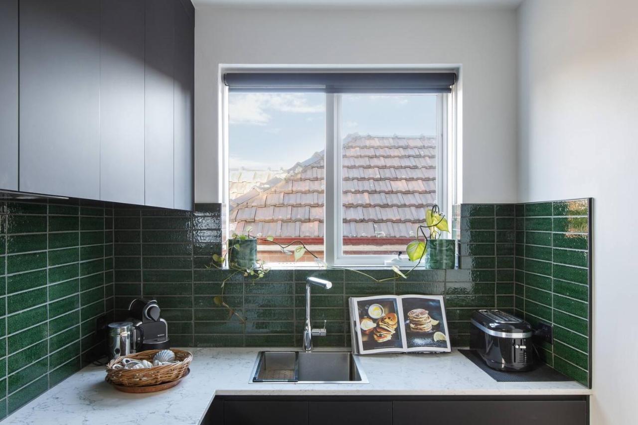 Sage Haven - Laidback St Kilda Living *