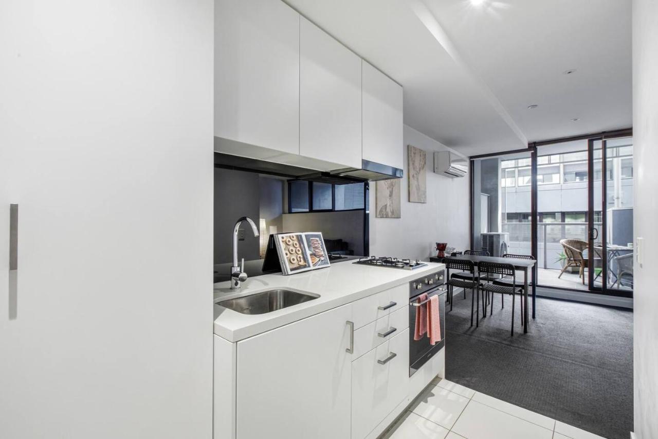 Little Collins Comfort - Cbd In Free Tram Zone Melbourne