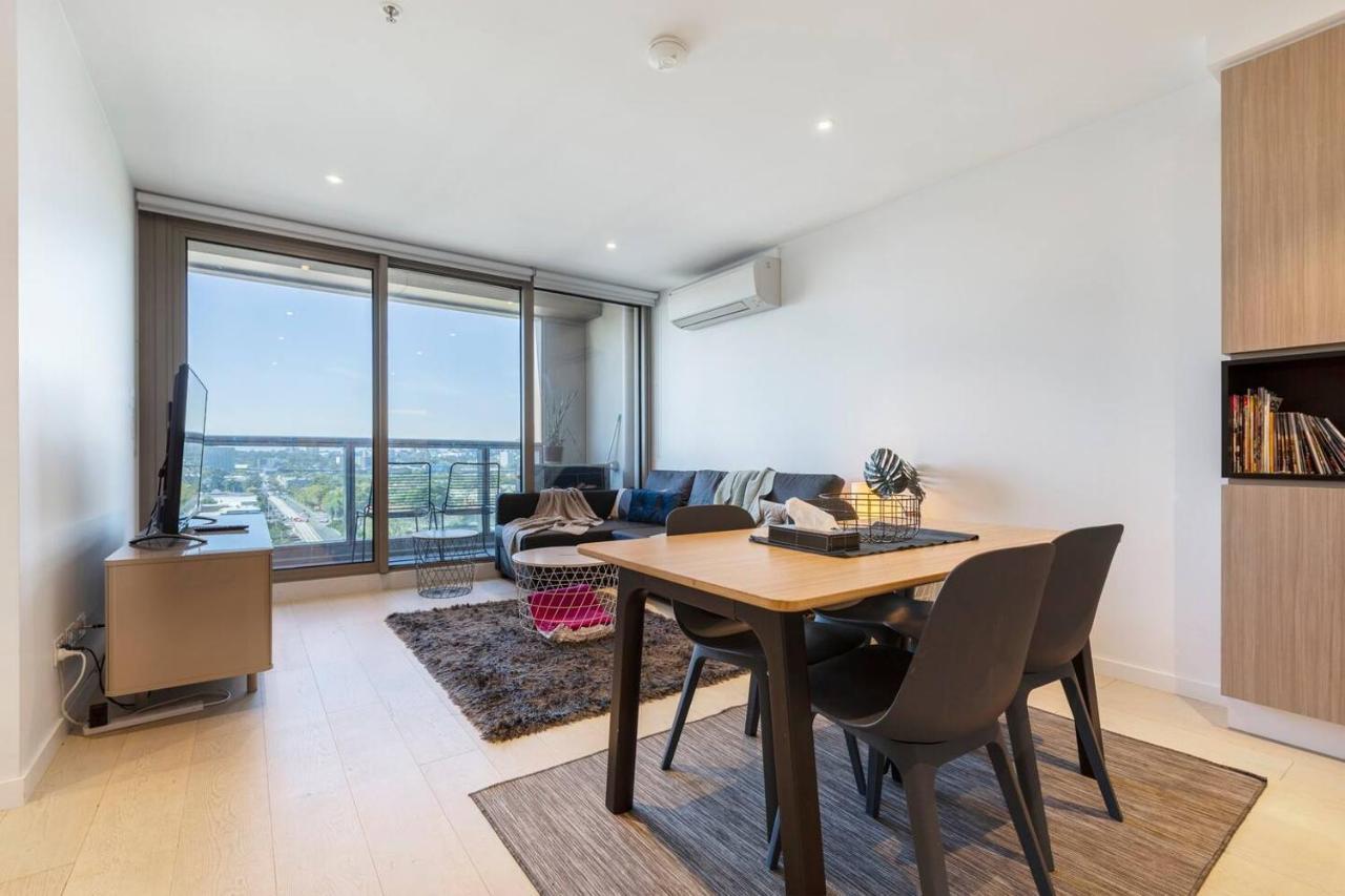Apartment Flemington Filly - Bright Abode With Sweeping Views