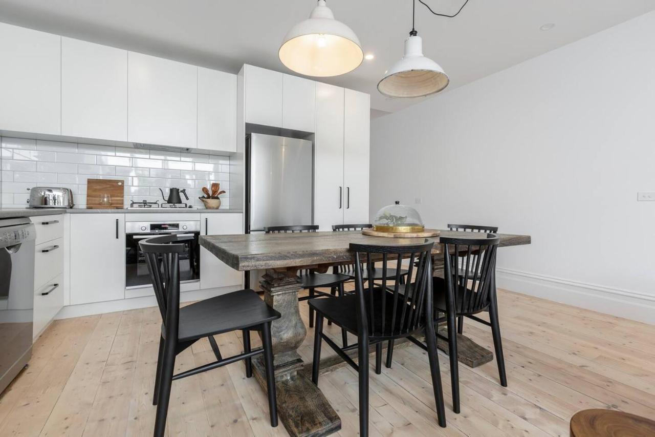 Holiday home Sun-soaked Luxury Terrace Minutes From The Mcg Melbourne