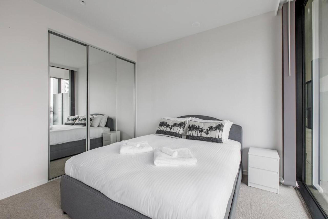 Apartment Southbank Palms - Balcony Pad