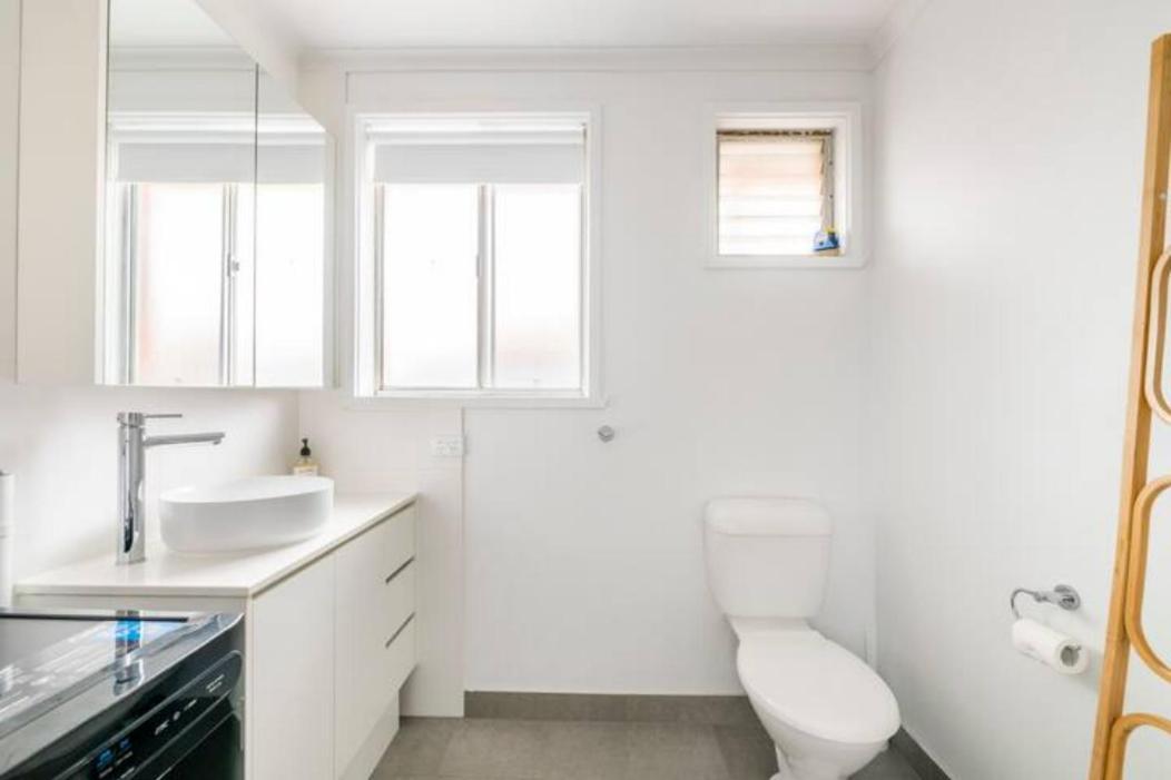 Quiet & Private With Access And Free Wifi Apartment Melbourne
