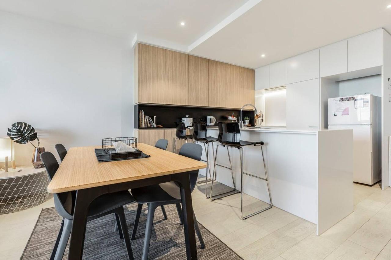 Flemington Filly - Bright Abode With Sweeping Views * Melbourne