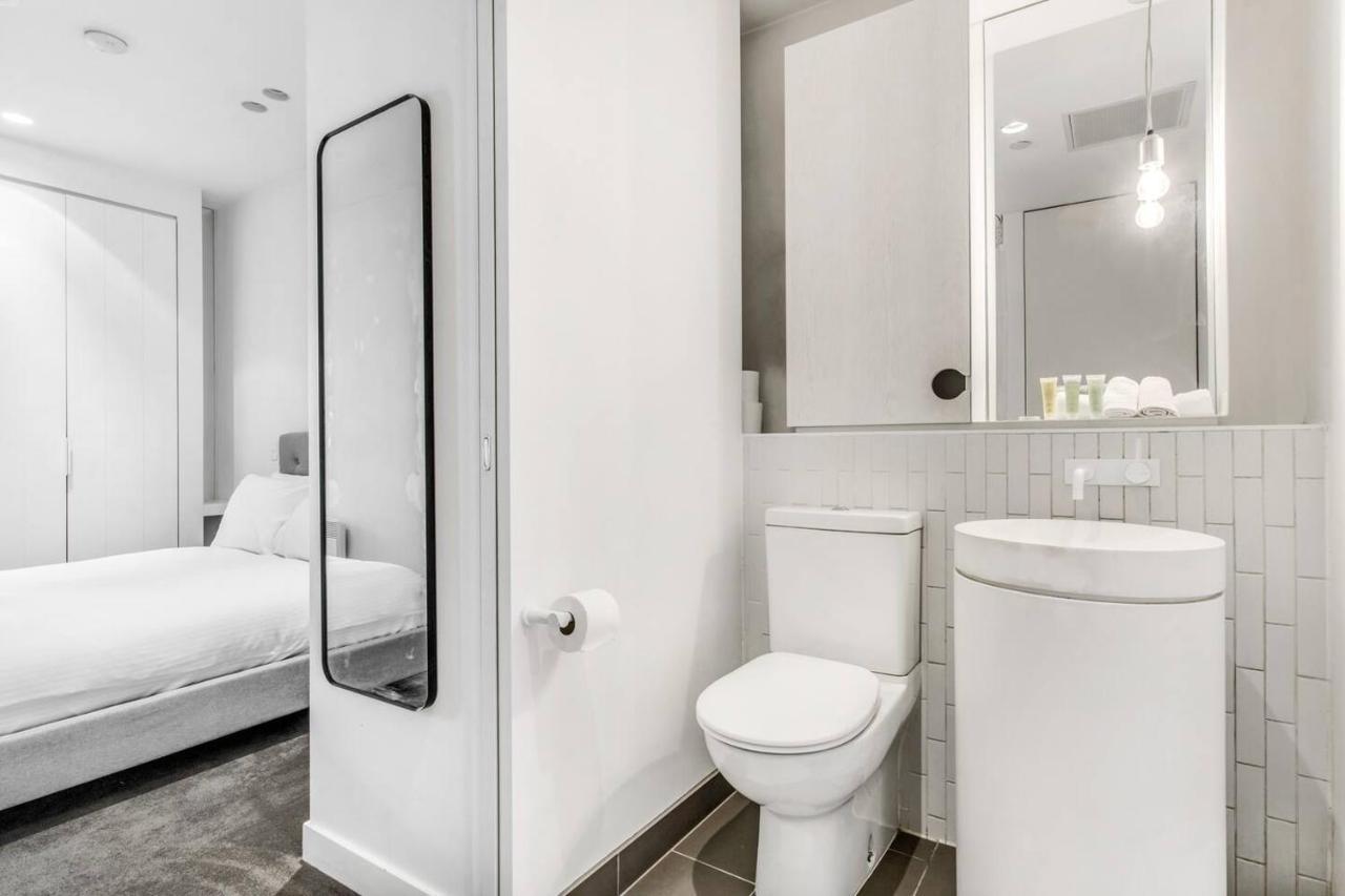 Experience Elegance At A Resort-style Urban Oasis Apartment *