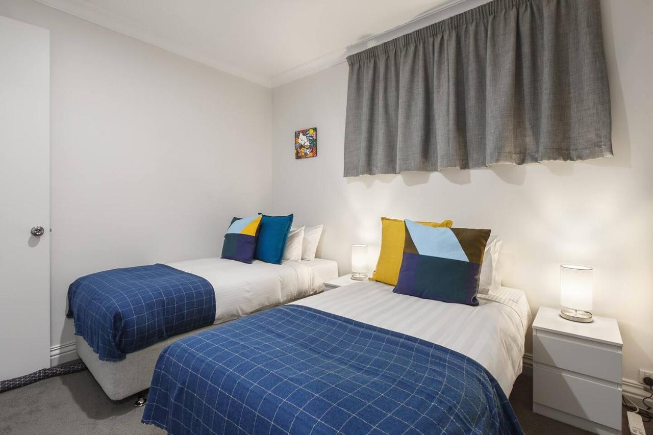 Grand Luxury In The Cbd Along The Yarra River Apartment *