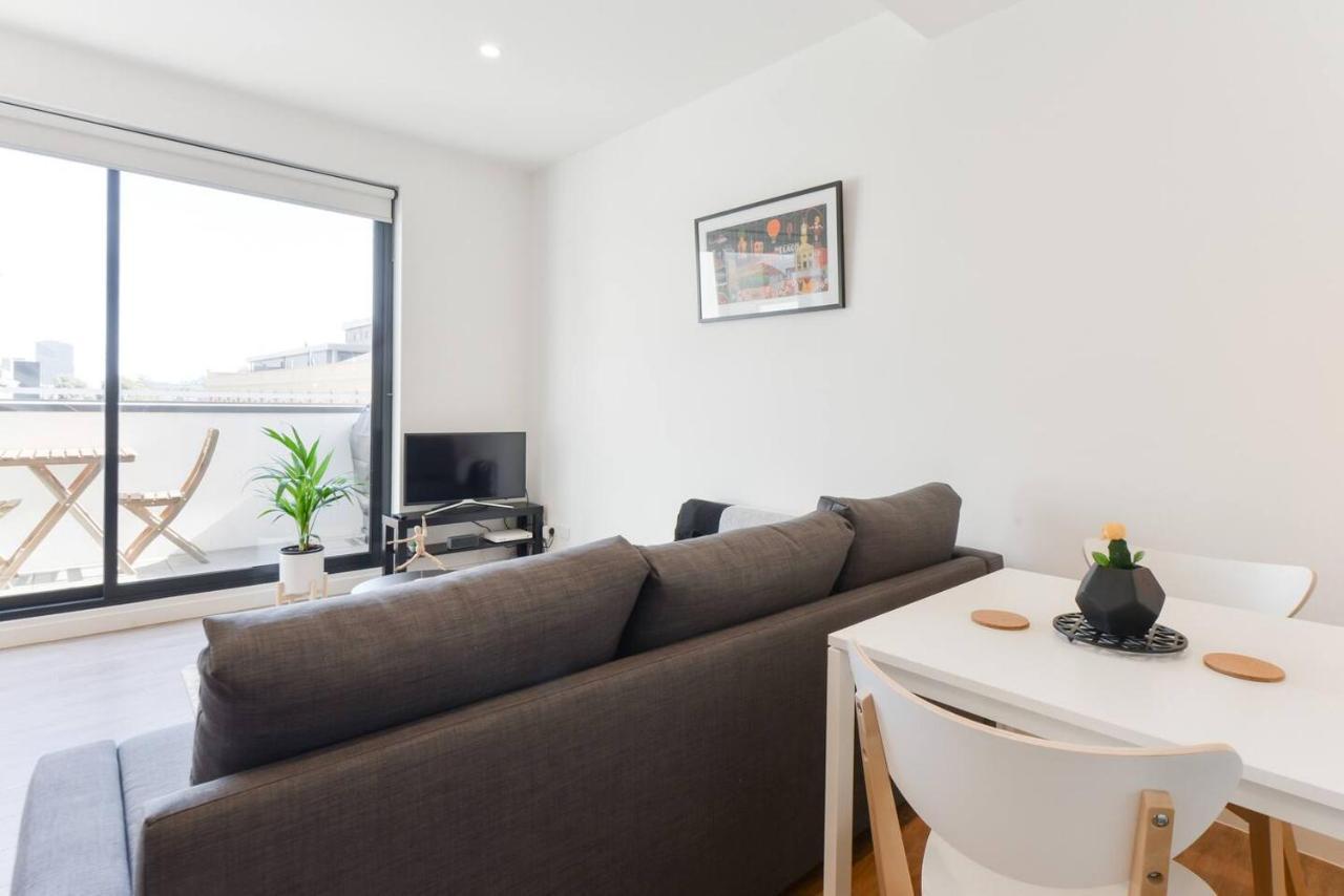 'bowie' Sun Soaked Comfort In The Heart Of Richmond *
