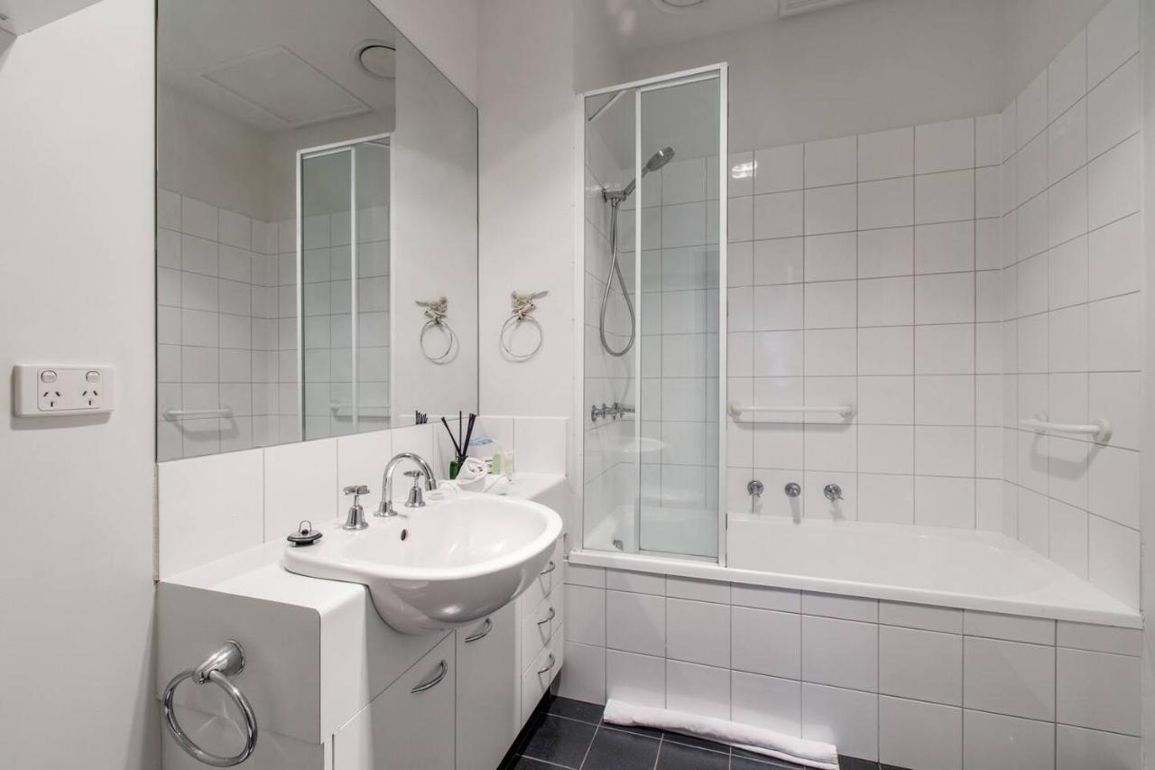 'flinders Way 1932' Inner-city Heritage Charm Apartment Melbourne