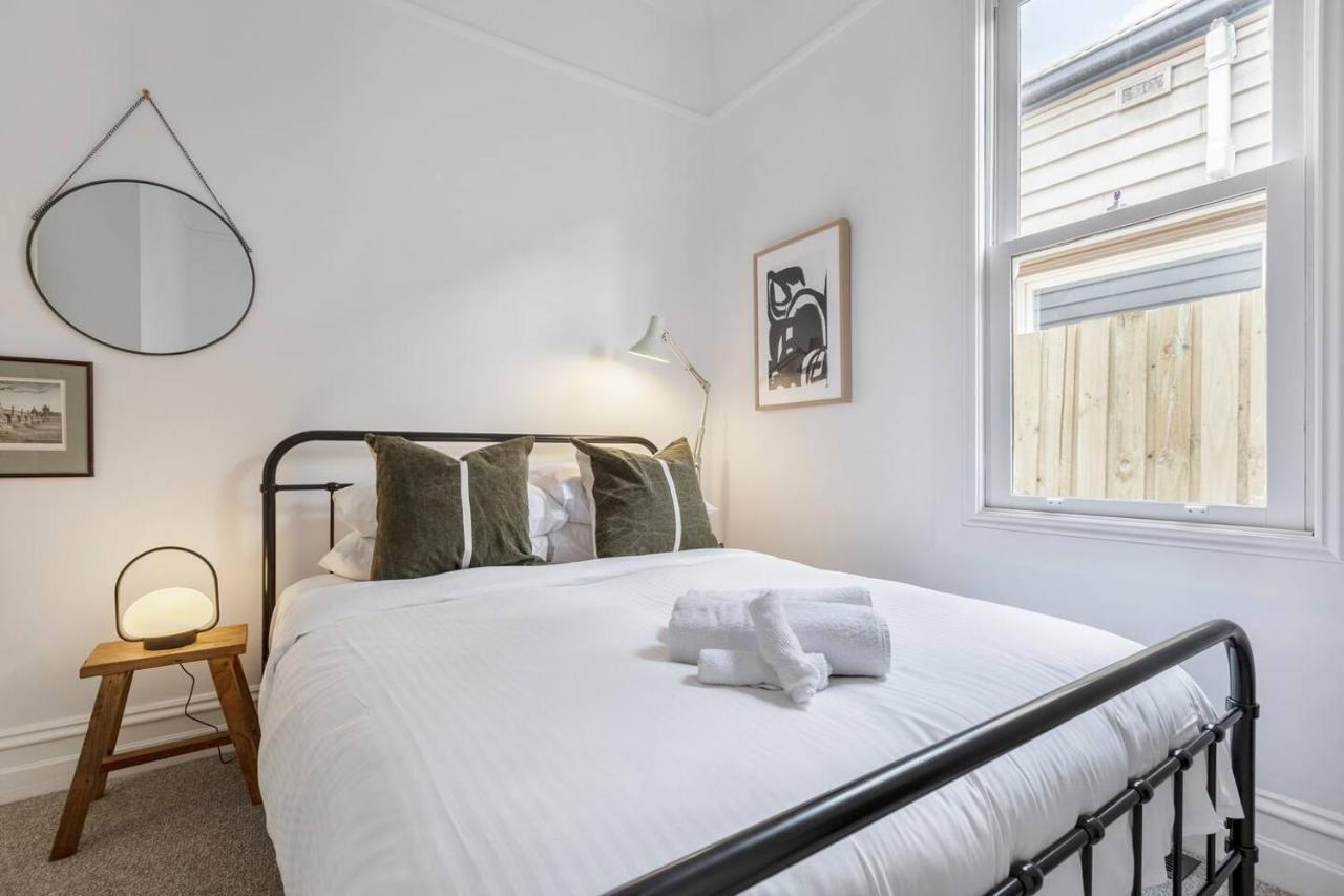 Sun-soaked Luxury Terrace Minutes From The Mcg * Melbourne
