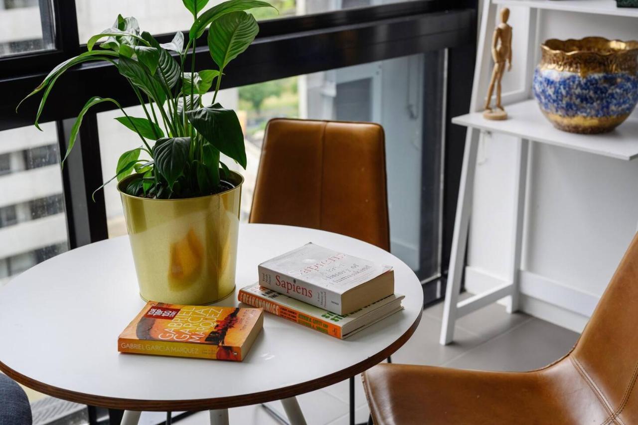 Experience Elegance At A Resort-style Urban Oasis Apartment Melbourne