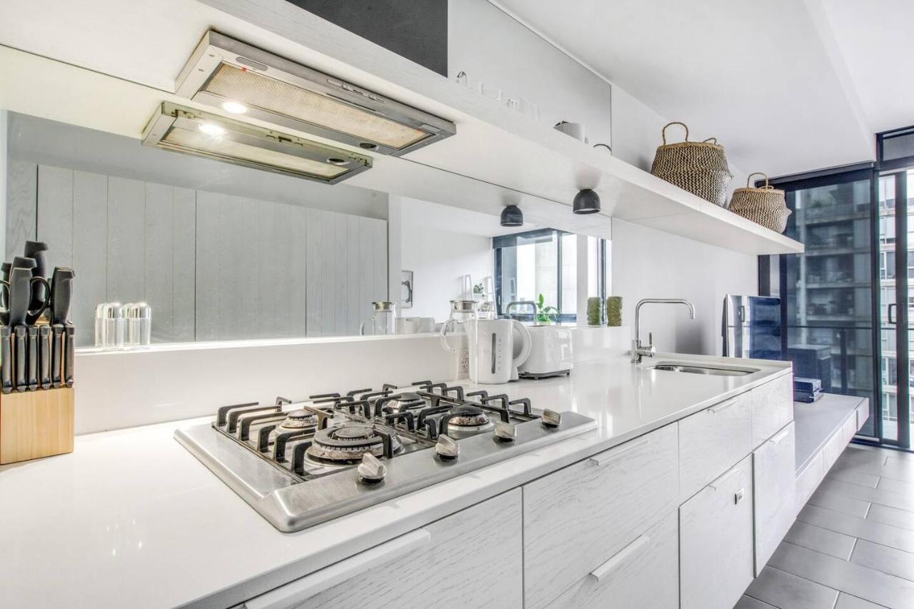 Experience Elegance At A Resort-style Urban Oasis Apartment Melbourne
