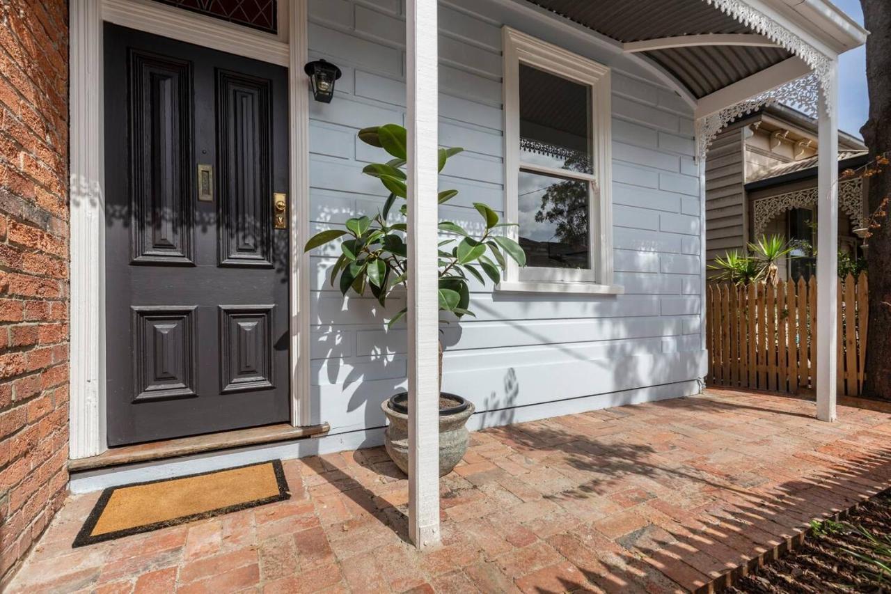 Sun-soaked Luxury Terrace Minutes From The Mcg *