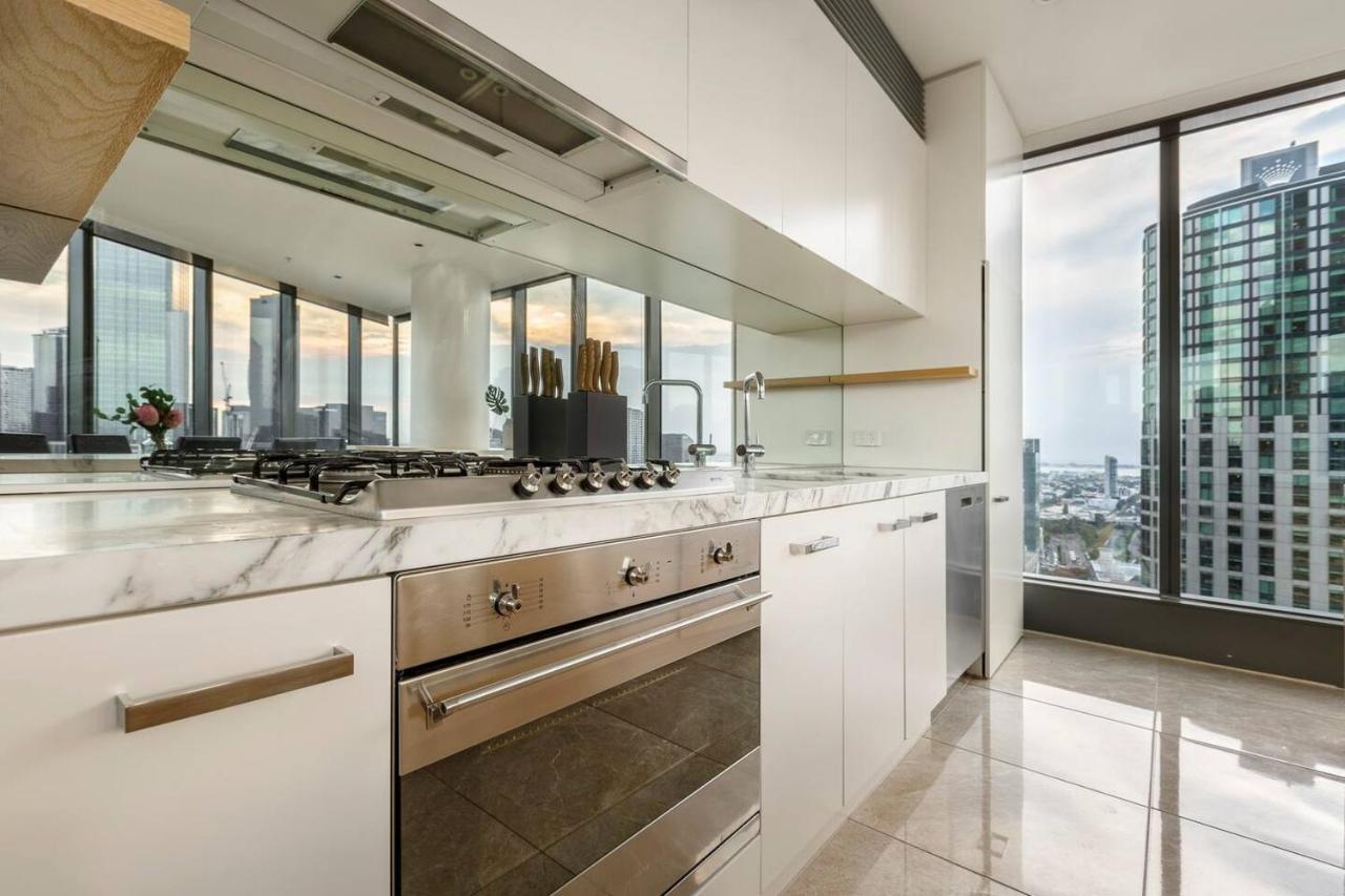 Spectacular Panoramic Views In Sky-high Luxe Apartamento