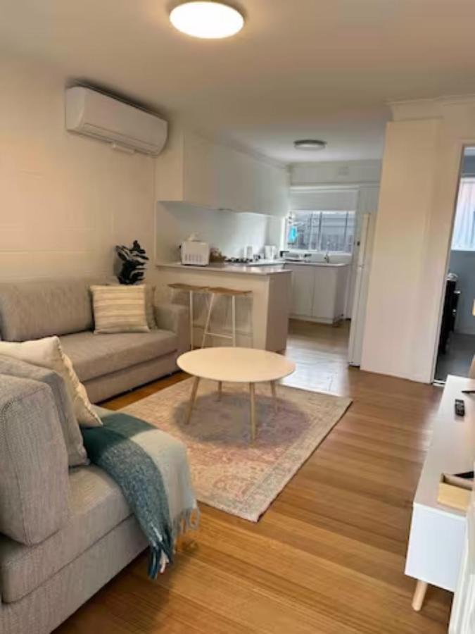 Quiet & Private With Access And Free Wifi *