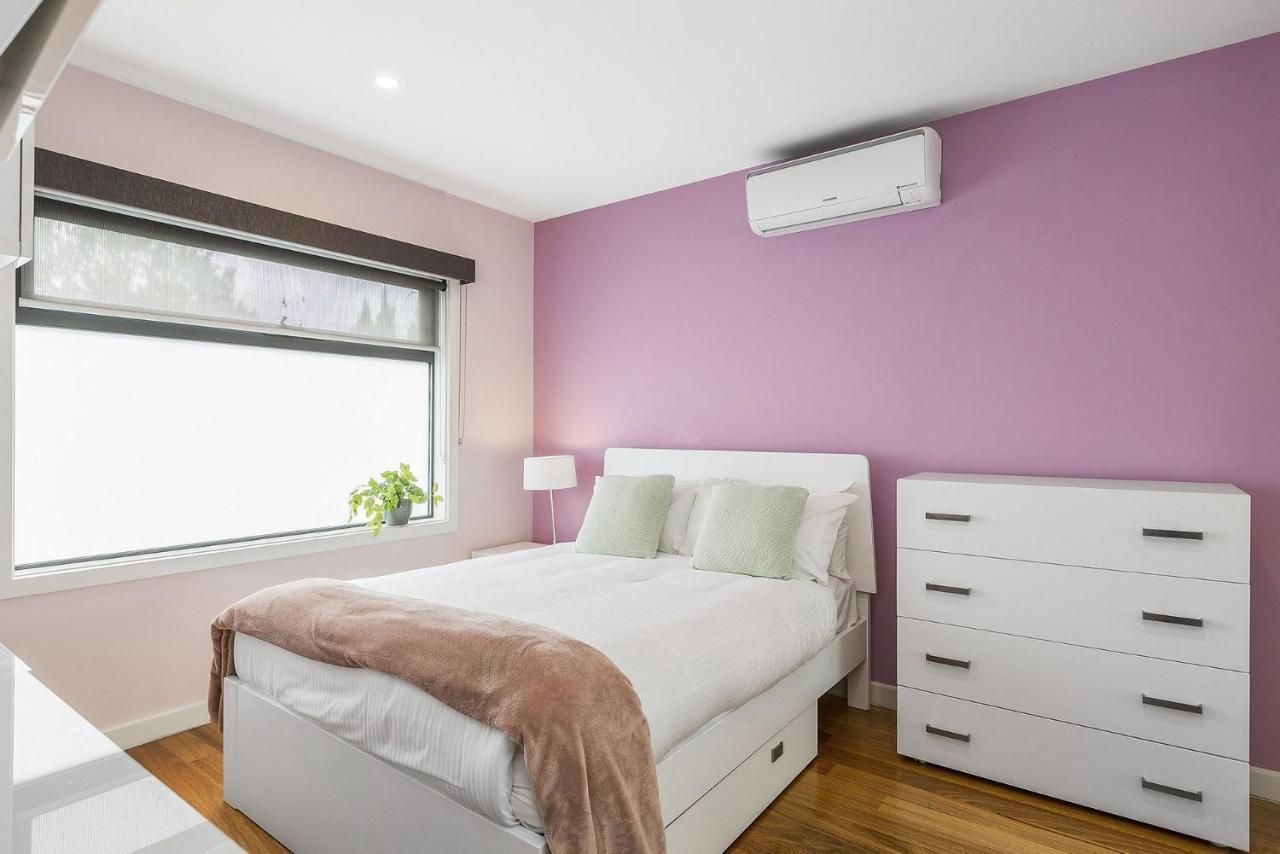 Boutique - Edinburgh Place *