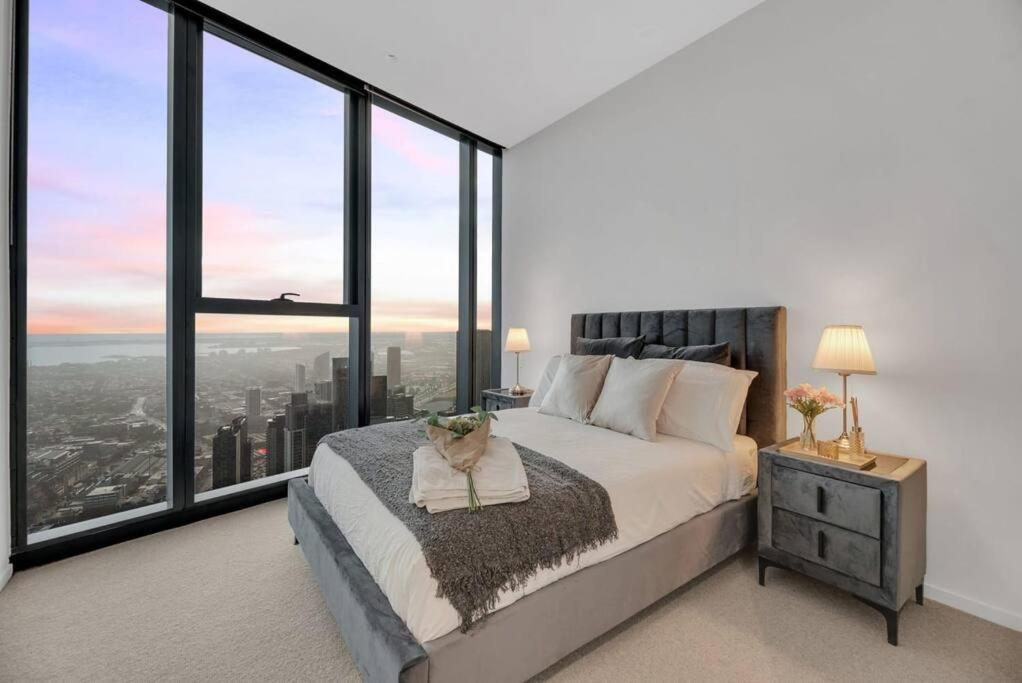 Lv 61 Penthouse With Breathtaking Yarra Views Apartment