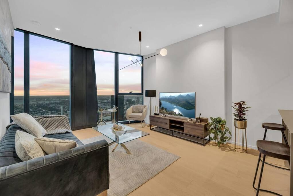 Lv 61 Penthouse With Breathtaking Yarra Views