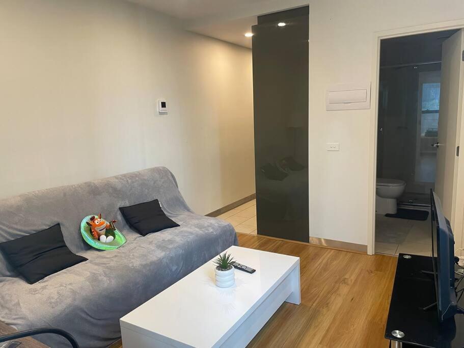 Apartment Mel 1bed Entire Apt Next 2 Crown For 3pp