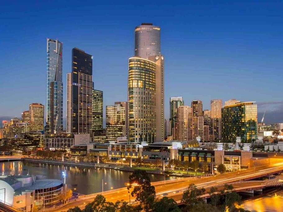 Apartamento Located On Iconic Flinders St . Melbourne