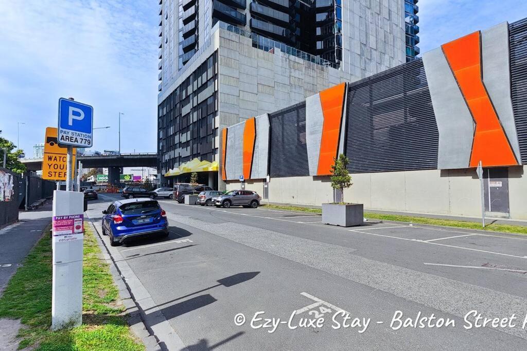 Southbank 23f 1br 4guest Skyline Pool & Gym Melbourne