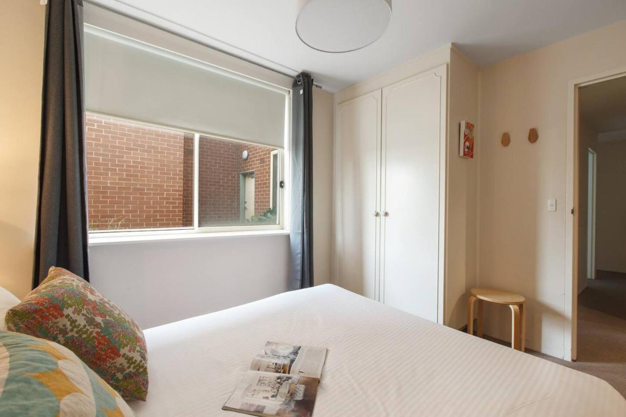 Spacious Suburban Comfort Perfect For Families Apartment Melbourne