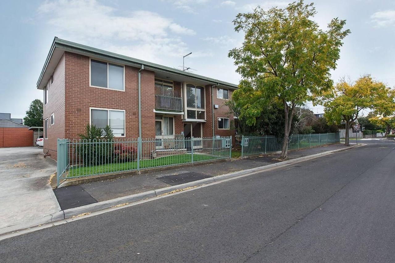 Spacious Suburban Comfort Perfect For Families *