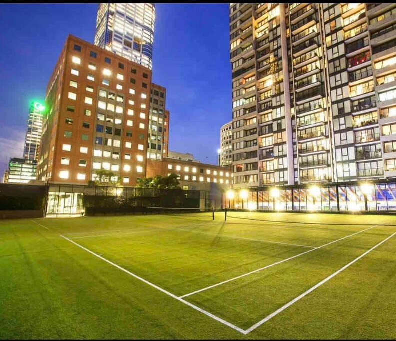 Lux 3br Bourke St Sub-penthouse: Amazing Terrace *