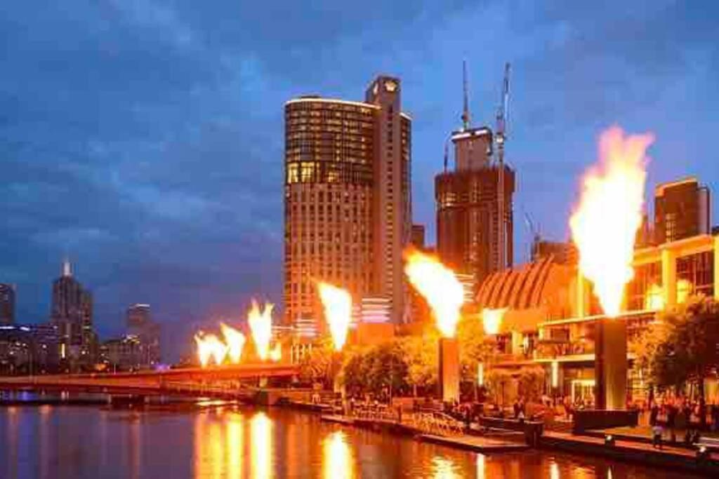 Apartment Lux 3br Bourke St Sub-penthouse: Amazing Terrace