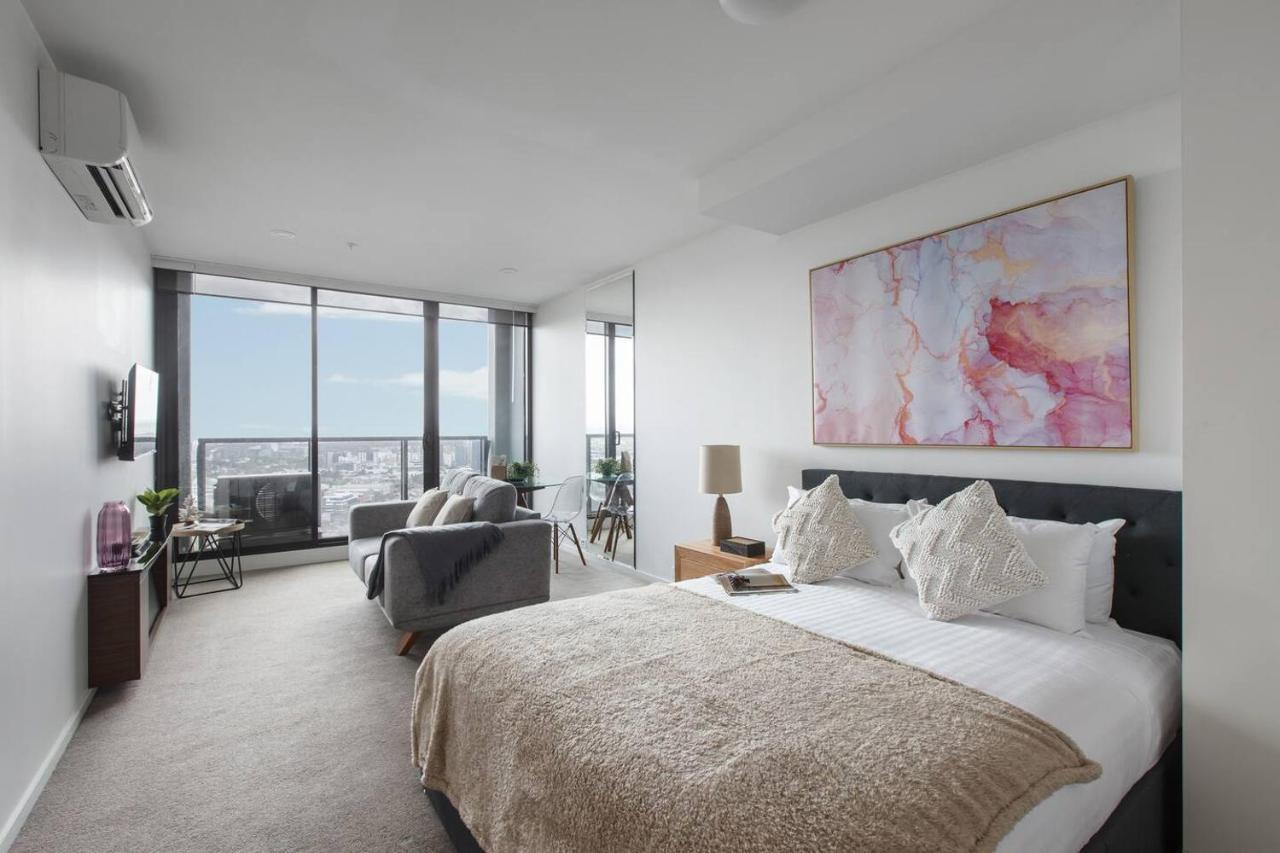 Stylish On 28th Floor With Panoramic Views Melbourne