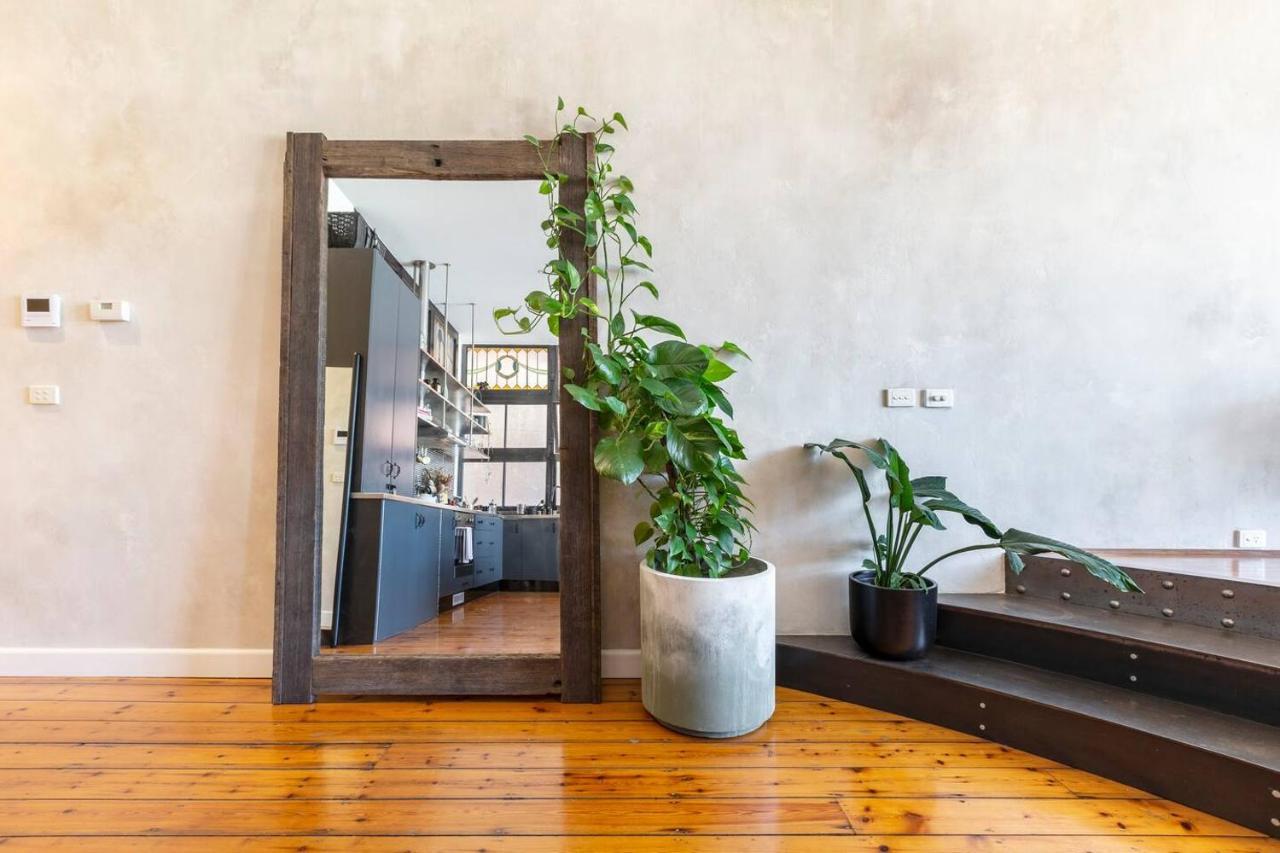 Collingwood Creative - Timeless Warehouse Loft * Melbourne